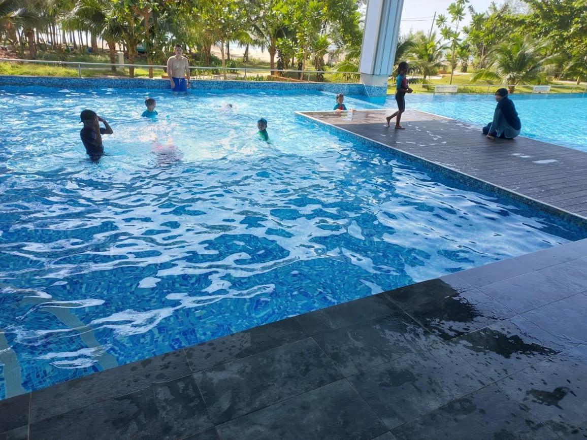 Kanopi Tipi Hotel Kampung Sungai Rengit Eksteriør billede